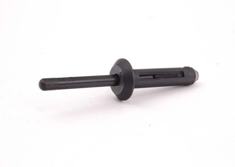 BMW hibridinis E90 F30 F35 316d 316i akloji kniedė 51118047458 originali