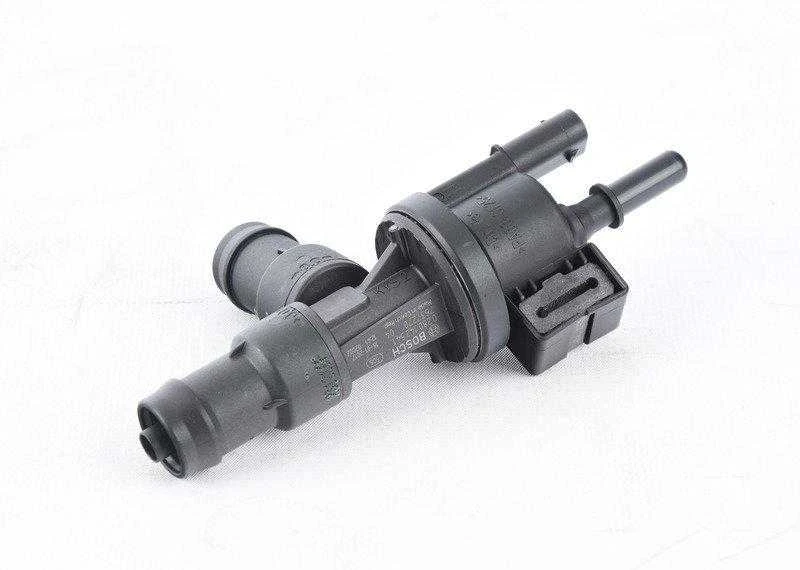 BMW I8 I12 I15 Deguonies Tangos Ventilio Valvos Originalus 13907637270