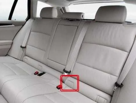 Bmw Isofix Dėklas 5 F11 52207267099