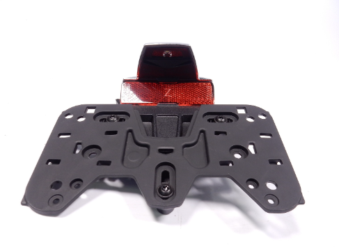 BMW K35 adapteris valstybinio numerio ženklo žibintui Originalus 63231541419