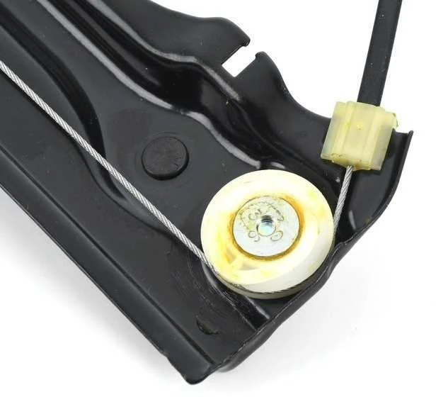 Bmw Kairysis Dangtis E88 E82 E90 E91 Originalus 51717143849