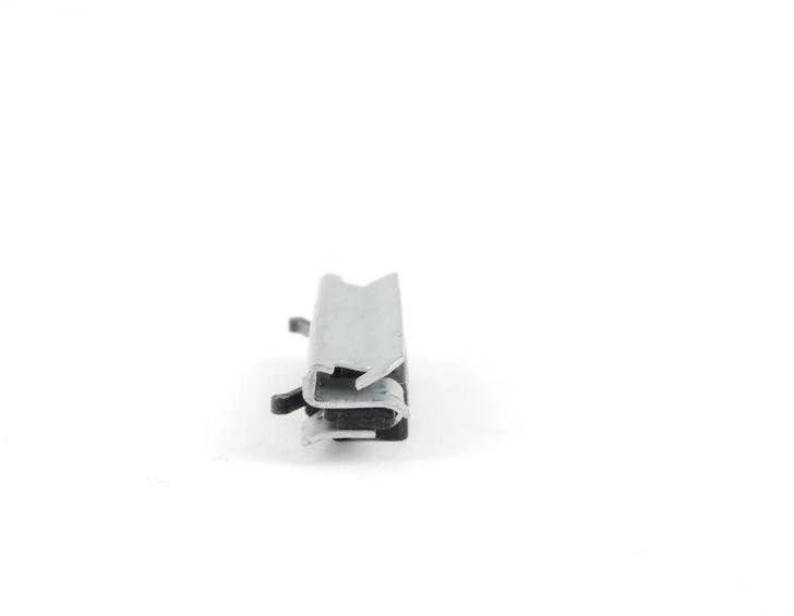 Bmw Klipas E60 E61 X5 E70 X6 E71 Originalus 51317064098