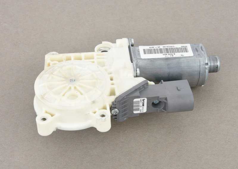BMW Langų Keltuvo Pavaros Priekinė Dešinė E46 67626935928