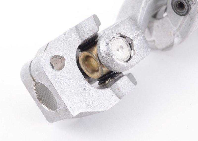BMW Lenkspindel Unten 3 E30 86 90 Originalus 32312225912