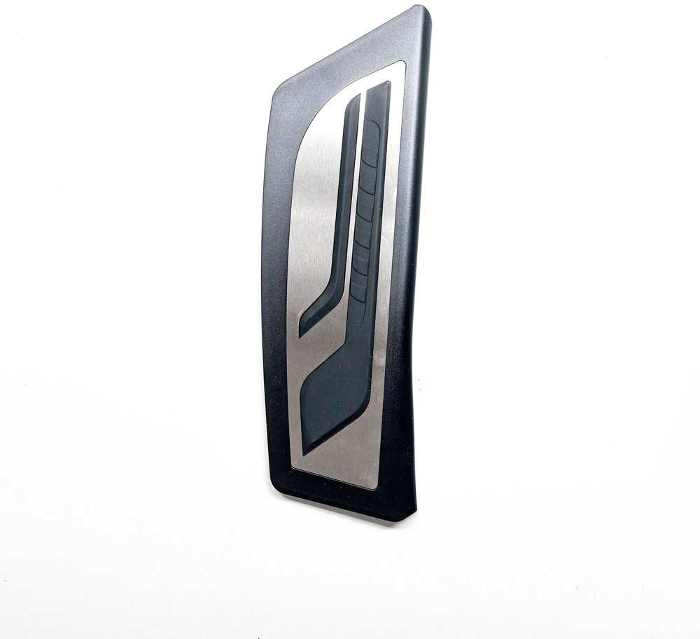 BMW M Performance Pėdos Atramos Plokštė Dešinė 2er G42 G87 51475A7ABE6 Originalus