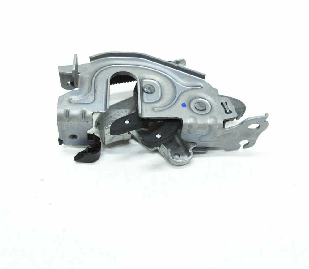 BMW M3 G20 318d 320d 320dX 320i 1.6 Kapoto dangčio užraktas dešinėje pusėje originalus 51237468348