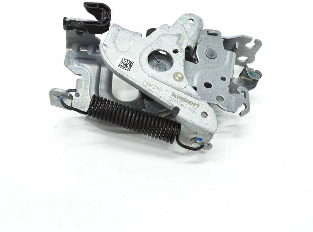 BMW M3 G20 318d 320d 320dX 320i 1.6 Kapoto dangčio užraktas dešinėje pusėje originalus 51237468348