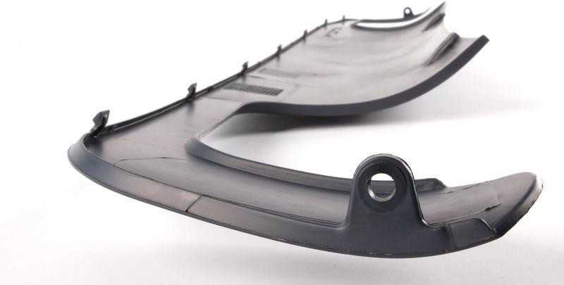 Bmw 5 E39 Apatinė Dalis Grintuota Įdėklas Originalus 51122693662
