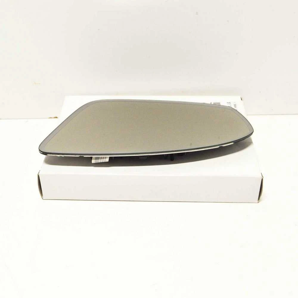 BMW M5 F10 priekinių kairės pusės durelių veidrodėlio stiklas LHD originalus 51168050085