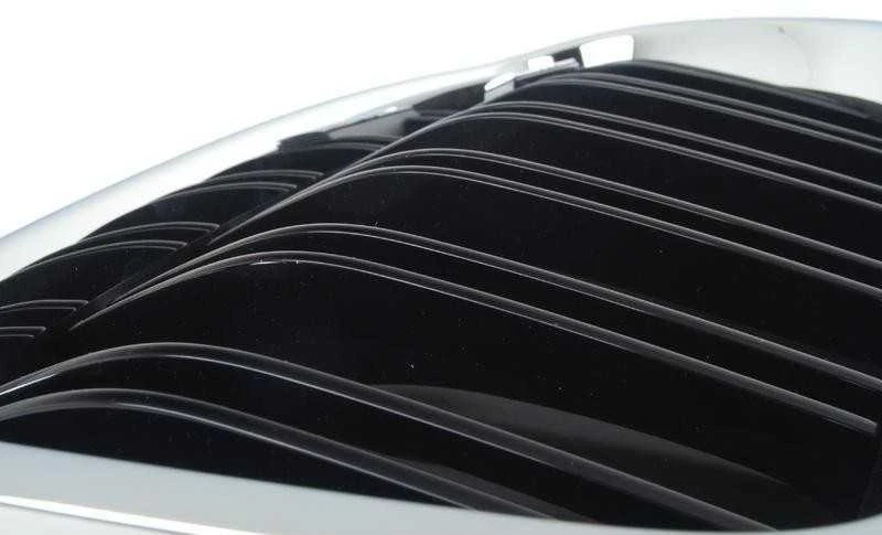BMW M5 F10 Sedanas Priekinis Radiatorius Inksto M Grotelės Kairė 51138057223 ORIGINALI