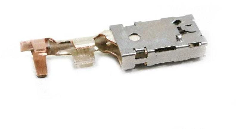 BMW MAK8 Flat-type connector E81 E87 E90 F20 F30 Originalus 61136920092