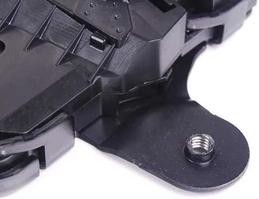 BMW MINI Cooper R55 vairuotojo kairės pusės liuko užraktas Split Door Lock originalus 51247167498