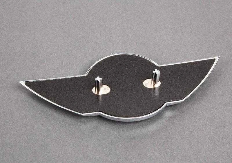 BMW MINI COOPER VARIKLIO DANGČIO EMBLEMA CHROMUOTAS ŽENKLIUKAS 51147026184