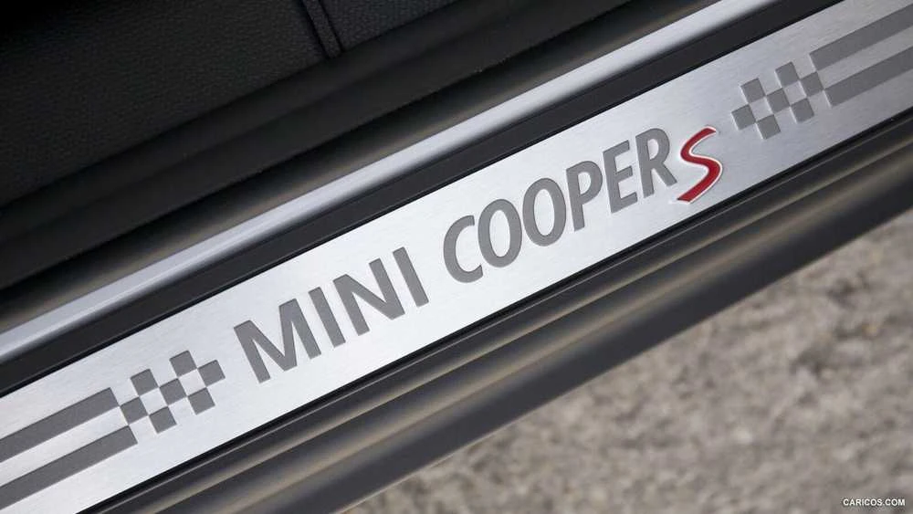 BMW MINI F55 priekinių durų slenksčio dangtelis Originalus 51777374896
