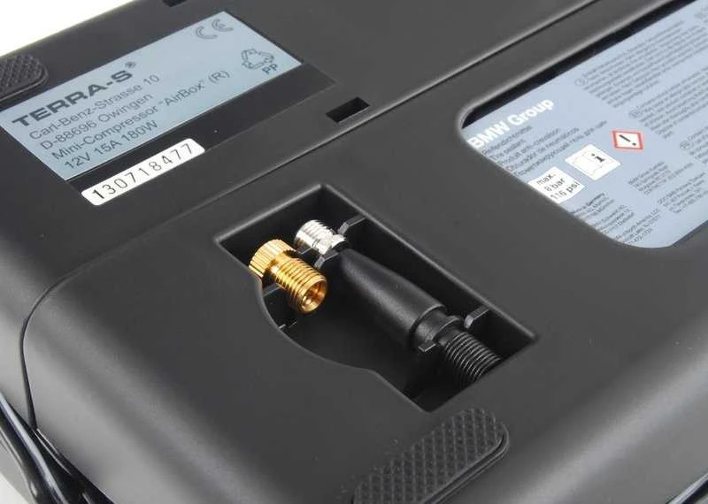 BMW MINI padangų mobilumo rinkinys su oro pompa, sandariklio adapteriu, vožtuvais 71102333675 Originalus