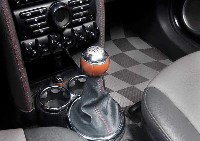 BMW MINI R50 JCW GP Manual Shifter Boot Leather 51166966468 Originalus