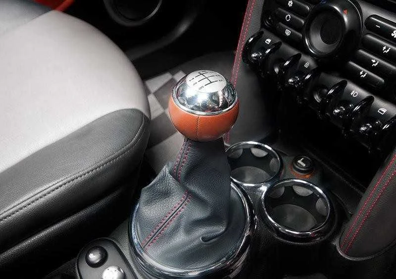 BMW MINI R50 JCW GP Manual Shifter Boot Leather 51166966468 Originalus