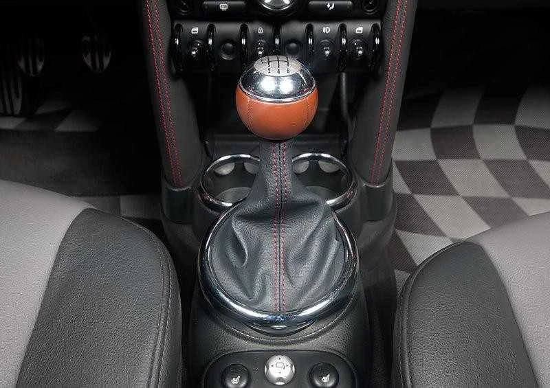 BMW MINI R50 JCW GP Manual Shifter Boot Leather 51166966468 Originalus