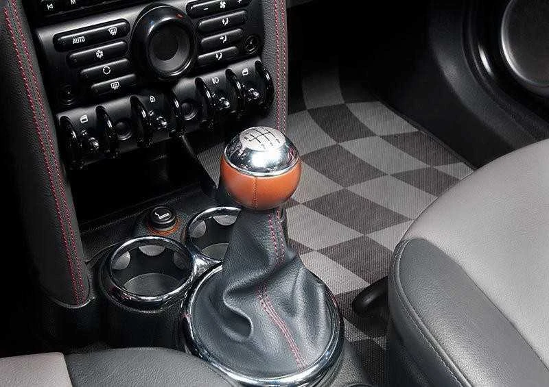 BMW MINI R50 JCW GP Manual Shifter Boot Leather 51166966468 Originalus