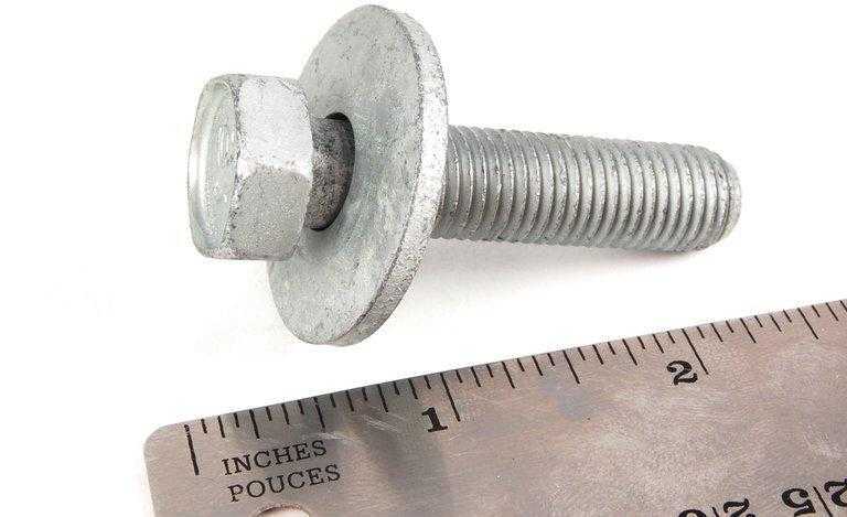 BMW MINI R53 šešiabriaunis varžtas su poveržle Originalus 07137829910
