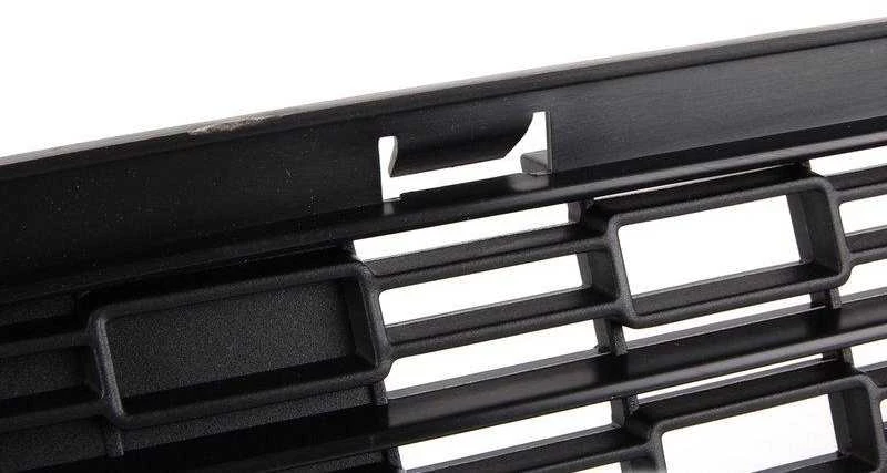 Bmw Mini R56 R55 R57 Priekinio Bamperio Apatinis Apdailos Groteles Originalus 51117188607
