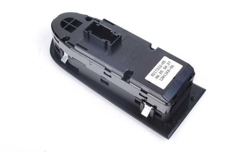 BMW NAUJA ORIGINALI 5 SERIJA E60 E61 2007 - 2010 GALINIO BUFERIO ATSPINDYS KAIRĖ N/S
