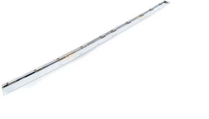 BMW NAUJA ORIGINALI 7 SERIJOS F01 F02 F04 BAGAŽINĖS DEKORATYVINĖ CHROMO JUOSTA 7217156