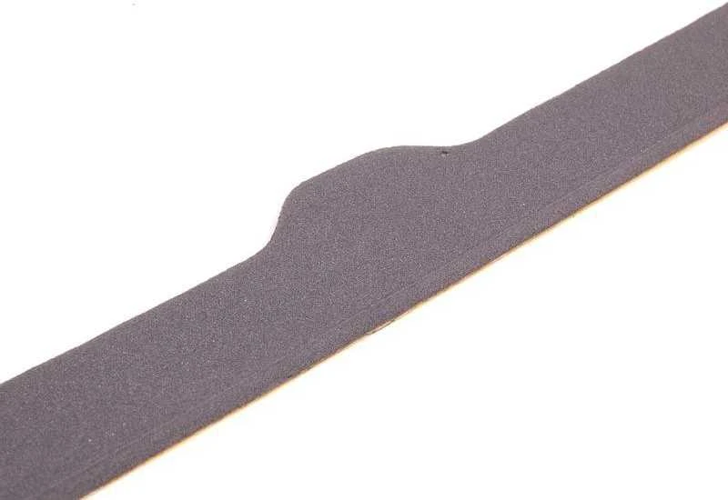 BMW NAUJA ORIGINALI E70 2006 - 2010/04 GALINĖS VIDINĖS ŽIBINTŲ GUMOS ANTSPAUDAS KAIRĖ N/S