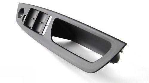BMW NAUJA ORIGINALI E70 E71 E72 PRIEKINĖS DURYS ĮRENGIMO GRAB HANDLE TRIM JUODA DEŠINĖ RHD