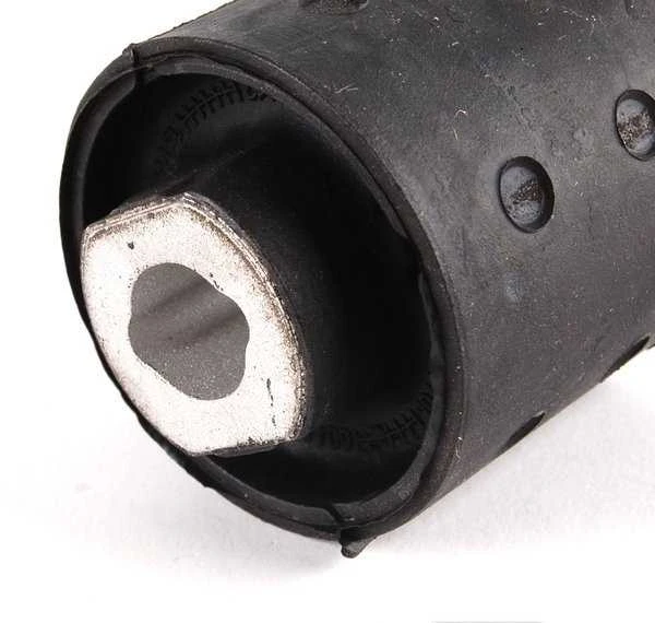 BMW originalus galinio ašies laikiklio guminis montavimo įdėklas E46/E83/E85/E86 33176770788