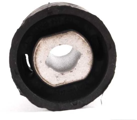 BMW originalus galinio ašies laikiklio guminis montavimo įdėklas E46/E83/E85/E86 33176770788