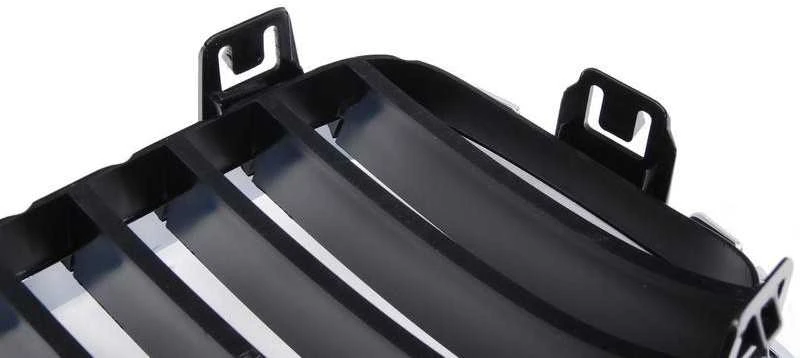 BMW Originalus Priekinis Dešinysis Inksto Grotelės Prabangos Linija F30/F31 3 Serija 51137263482