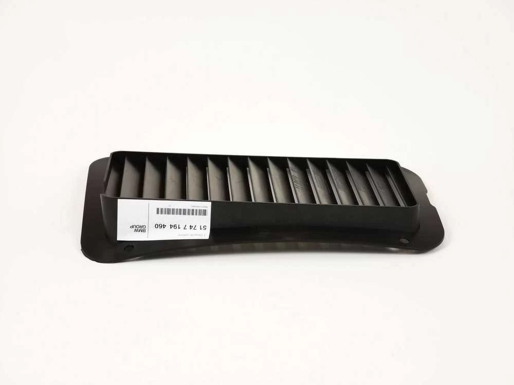 BMW Oro kanalas, variklio alyvos aušintuvo dešinysis 51747194460 Originalus