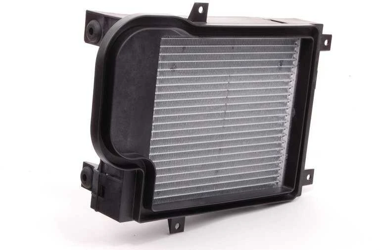 BMW pagalbinis radiatorius 17117586544 Originalus