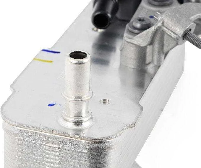 BMW Pavarų Alyvos Aušintuvas F30 G30 G31 Originalus 17218607237