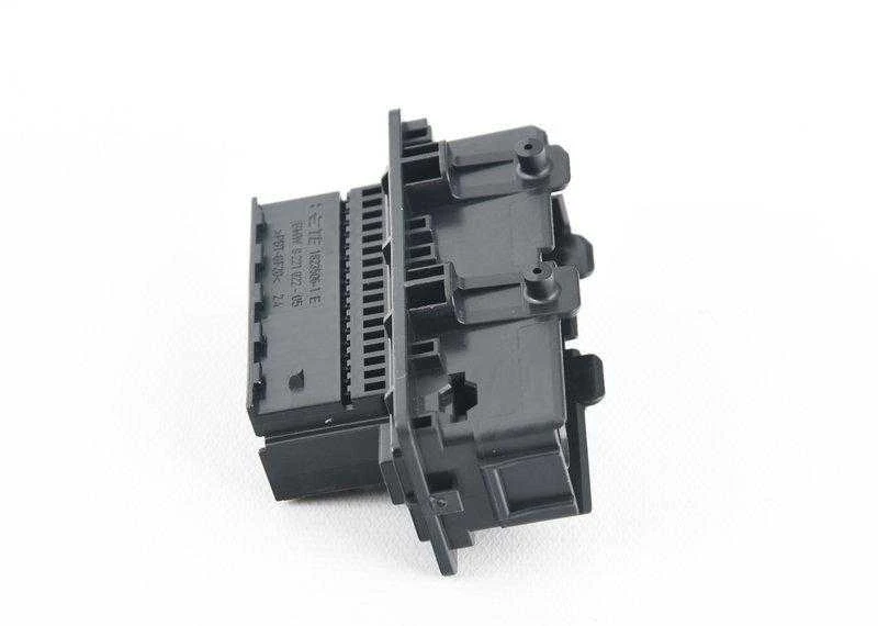 Bmw Pin Terminalas 1 F40 3 G20 7 G11 Originalus 61139221022