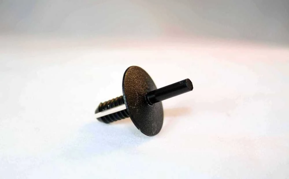 BMW Plečiamoji Kniedė Juoda E81 E87 E88 E82 51111944537 Originalus