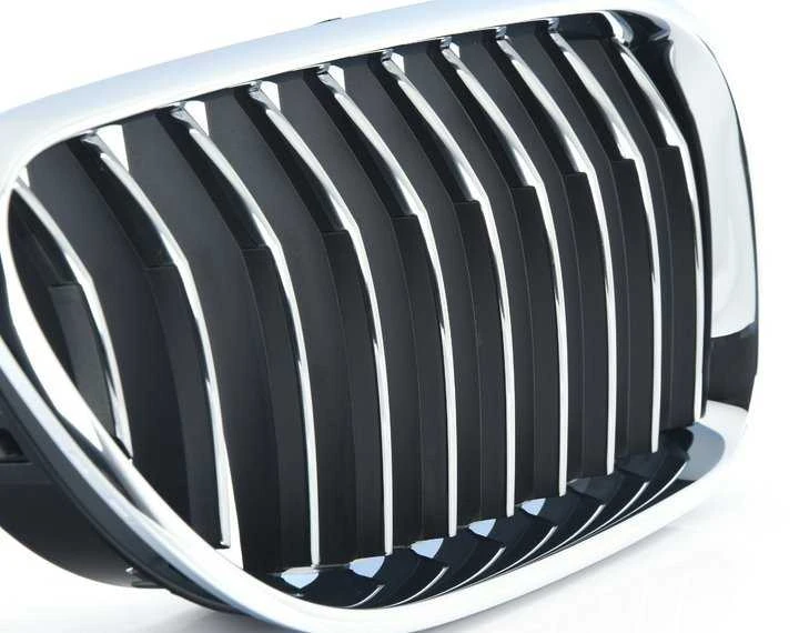 Bmw Priekinės Grotelės Dešinės Pusės F06 F12 F13 Originalus 51137211922