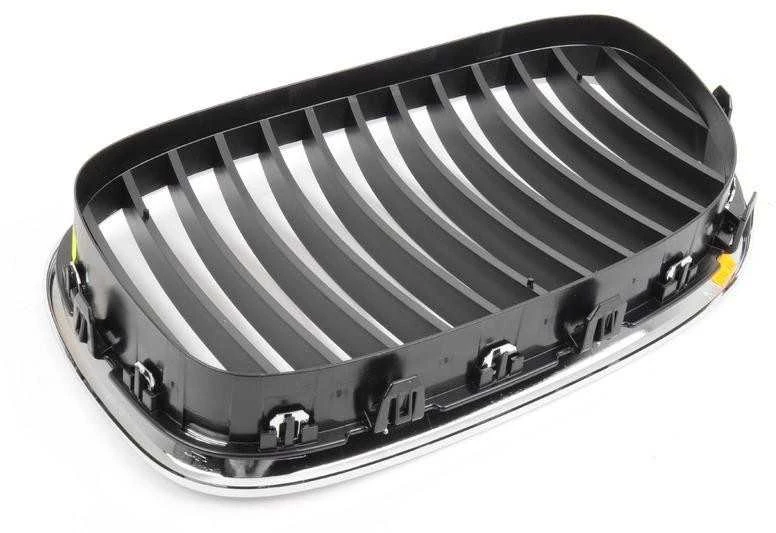 Bmw Priekinis Dešinys Grillis 7 F01 F02 F03 F04 Originalus 51117184152