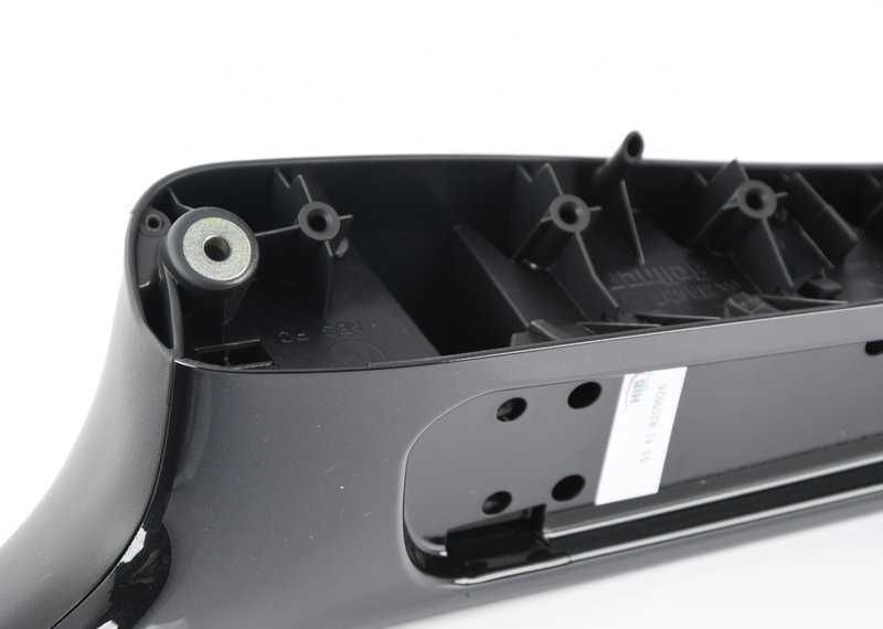 Bmw Priekinis Desinysis Porankis Metaliniai Dazai E46 51418259926