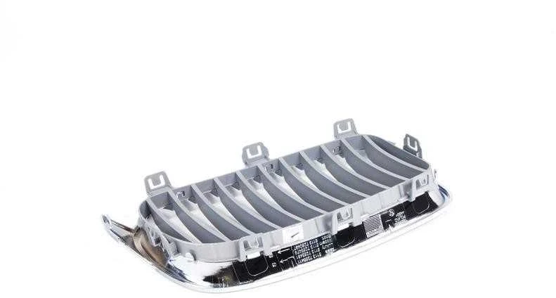 BMW Priekinis Kairysis Grilis 3 F30 F31 Originalus 51137263479