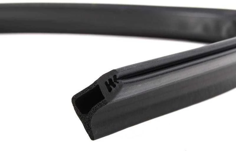BMW Priekinis Skydelis Aušinimo Angoje Viršuje E81 E87 E90 Originalus 51647134102