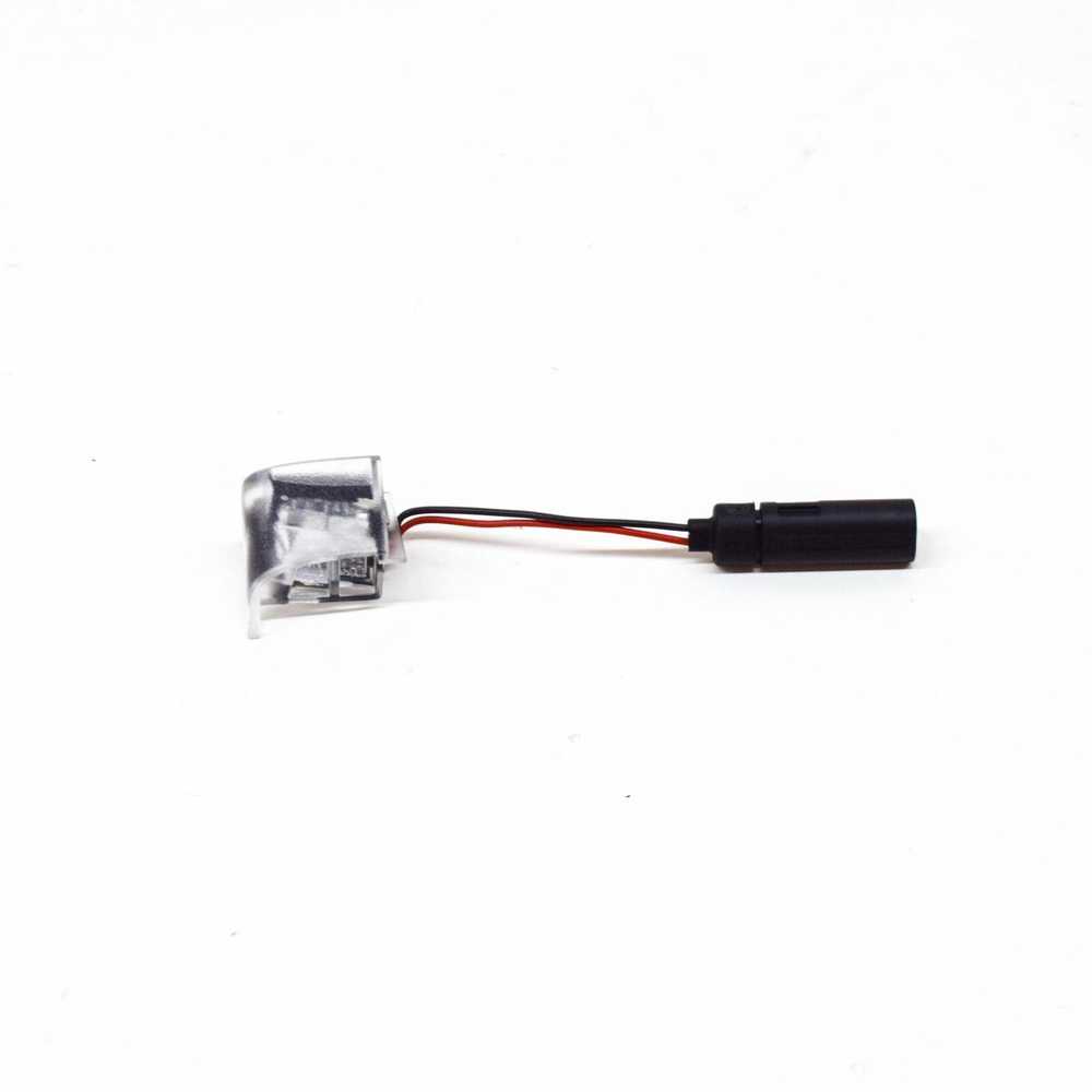 BMW priekinių dešiniųjų durų išorinė rankena 51217408382 Originali