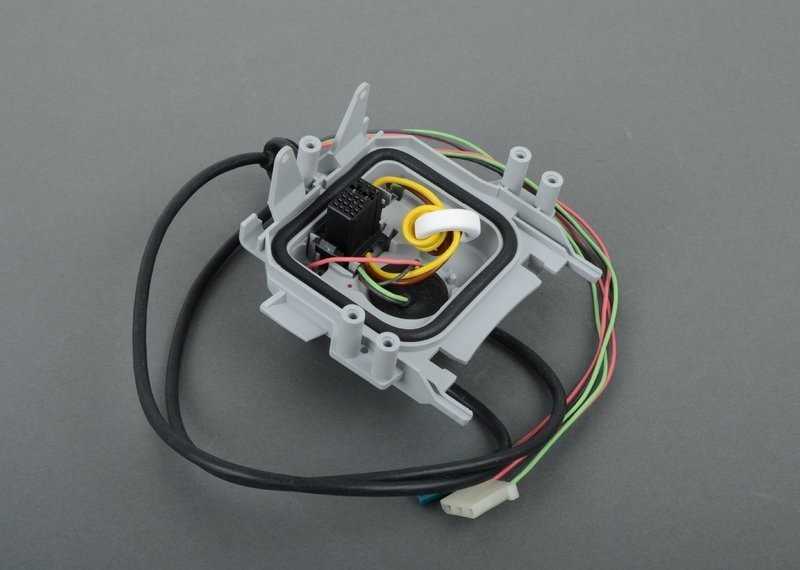 BMW priekinių žibintų valdymo modulio laikiklis kairėje pusėje Originalus 63126924283