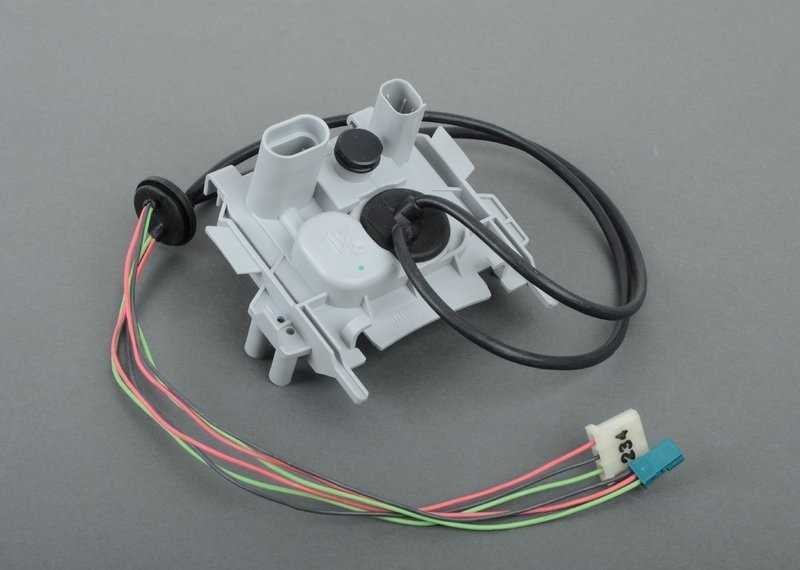 BMW priekinių žibintų valdymo modulio laikiklis kairėje pusėje Originalus 63126924283