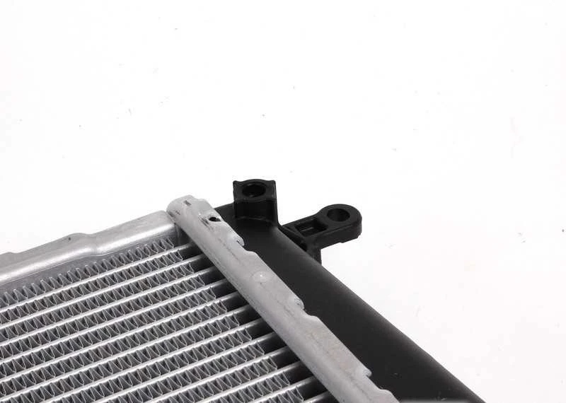 Bmw Radiator 1 E88 E82 3 E90 E91 E92 E93 X1 E84 Originalus 17117547059