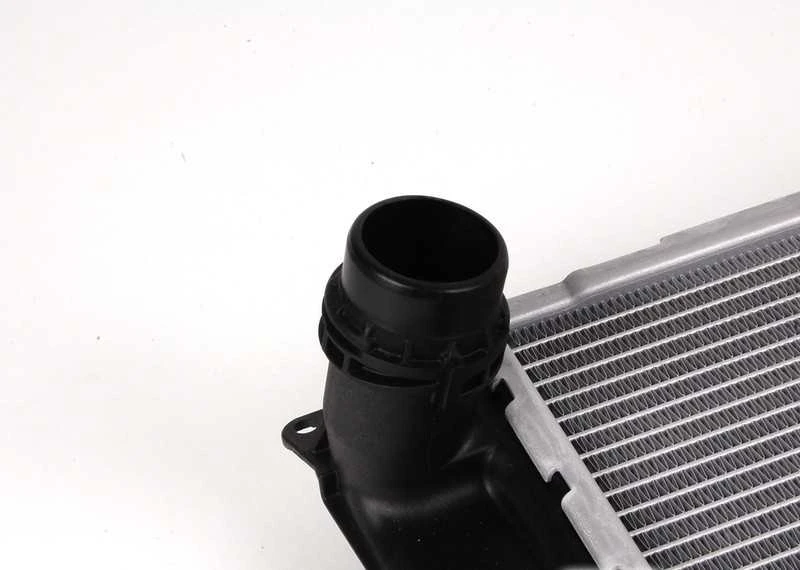 Bmw Radiator 1 E88 E82 3 E90 E91 E92 E93 X1 E84 Originalus 17117547059