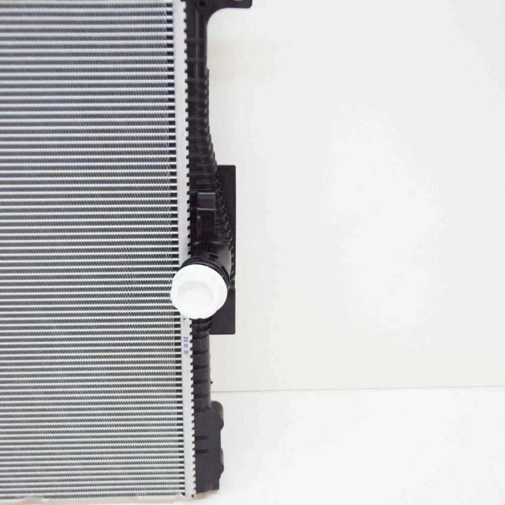 BMW Radiator 1 F20 LCI 2 F22 3 F30 LCI Originalus 17118482622