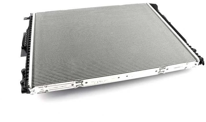 BMW Radiatorius 1 F20 3 F30 F32 F33 F36 Originalus 17118482623
