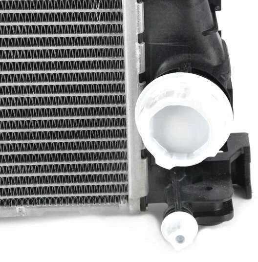 Bmw Radiatorius G30 G31 G32 G11 G12 Originalus 17118743664